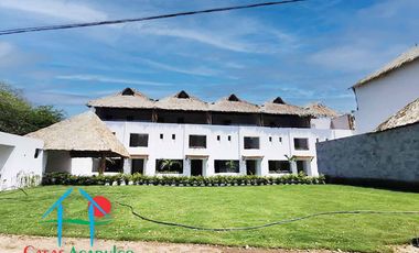 ¡Casa para estrenar! Roof garden con jacuzzi. Salida al jardín y alberca