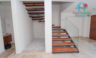 ¡Casa para estrenar! Roof garden con jacuzzi. Salida al jardín y alberca