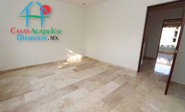 ¡Casa para estrenar! Roof garden con jacuzzi. Salida al jardín y alberca