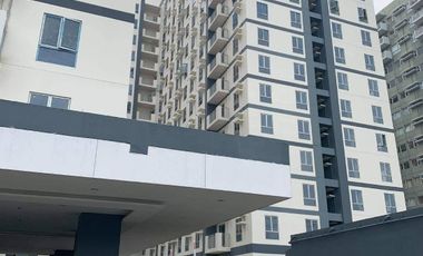 Ready for Occupancy 3 bedroom w/ Balcony near NAIA Terminal at AVIDA TOWERS ONE UNION PLACE in ARCA SOUTH TAGUIG