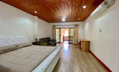 Large house 12 beds for sale in Doi Saket, Chiang Mai