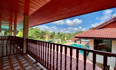 Large house 12 beds for sale in Doi Saket, Chiang Mai