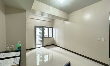 Beautiful Two Bedroom condo unit for Sale in The Ellis at Makati City