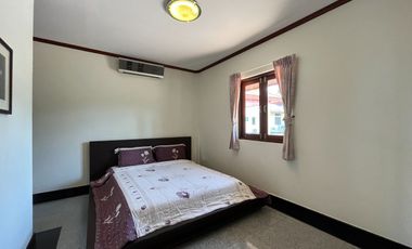 beachfront 3-bedroom Thai-Balinese style of pool villa for sale in Had yao, Krabi