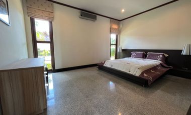 beachfront 3-bedroom Thai-Balinese style of pool villa for sale in Had yao, Krabi