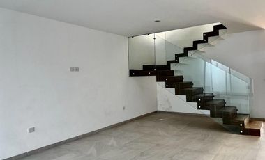 CASA EN VENTA ST ANGELO ZONA NORPONIENTE (CECY DS)