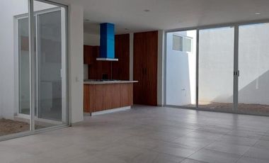 CASA EN VENTA ST ANGELO ZONA NORPONIENTE (CECY DS)