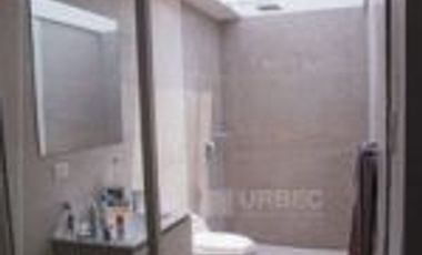 VENTA-CASA EN VENTA  ESTILO MODERNO AMPLIA  EN RIOBAMBA SECTOR DE LA UNACH/23URB007