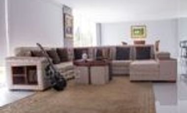 VENTA-CASA EN VENTA  ESTILO MODERNO AMPLIA  EN RIOBAMBA SECTOR DE LA UNACH/23URB007