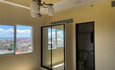 Rush Sale 1 BEDROOM  CONDO  in Cebu City sea view and potential for air BNB business