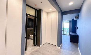Repriced! The Viridian at Greenhills | 5BR Penthouse Unit For Sale