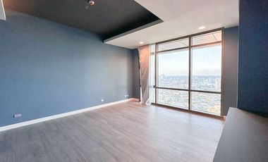 Repriced! The Viridian at Greenhills | 5BR Penthouse Unit For Sale