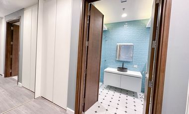 Repriced! The Viridian at Greenhills | 5BR Penthouse Unit For Sale