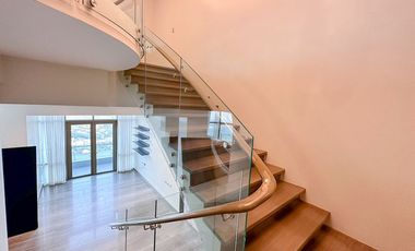 Repriced! The Viridian at Greenhills | 5BR Penthouse Unit For Sale