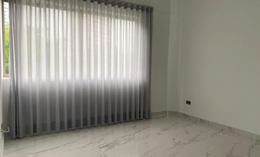 44930 Casa en arriendo en el sector Loma del Esmeraldal