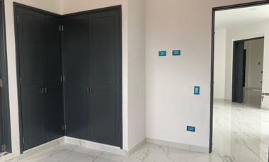 44930 Casa en arriendo en el sector Loma del Esmeraldal