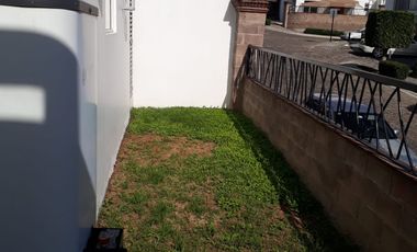 LINDA CASA EN RENTA EN PARQUE PLATA LOMAS DE ANGELOPOLIS