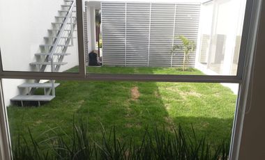 LINDA CASA EN RENTA EN PARQUE PLATA LOMAS DE ANGELOPOLIS