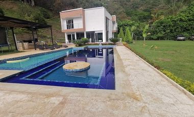 QUINTA AMADEUS EN IBAGUE EXCELENTE ELECION DE ALQUILER...