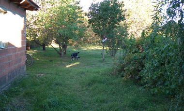 CASA SOBRE AMPLIO LOTE