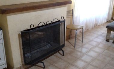 CASA SOBRE AMPLIO LOTE