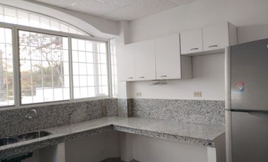 CASA DE VENTA ,RENTERA, EN  ALBORADA XIV ETAPA MZ 6, NORTE DE GUAYAQUIL
