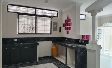 CASA DE VENTA ,RENTERA, EN  ALBORADA XIV ETAPA MZ 6, NORTE DE GUAYAQUIL