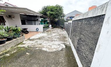 Rumah Dijual/Disewakan di Kebagusan Jakarta Selatan Dekat Kebun Binatang Ragunan