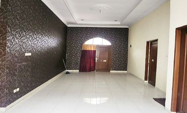 Rumah Dijual/Disewakan di Kebagusan Jakarta Selatan Dekat Kebun Binatang Ragunan