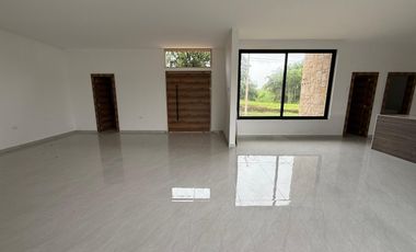 VENTA DE CASA EN URB. PRIVADA VIA QUININDE RANCHO SAN MIGUEL
