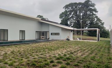VENTA DE CASA EN URB. PRIVADA VIA QUININDE RANCHO SAN MIGUEL