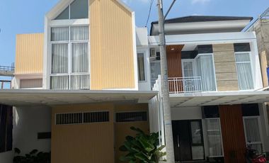 Rumah 2 Lantai Full Furnished di Pasteur Bandung