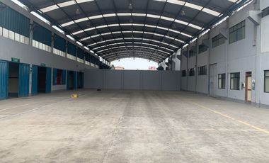 VENTA DE LOCAL COMERCIAL - CHORRILLOS