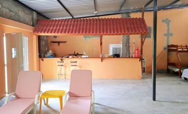 Venta Terreno 484 m² con Local en Salinas, Chipipe, Av Principal con Servicios Basicos