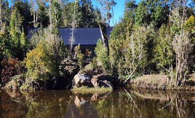 Casa a Estrenar en condominio y con Bosque