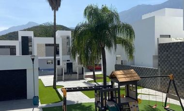 CASA EN VENTA EN EL BARRO, SANTIAGO N.L.