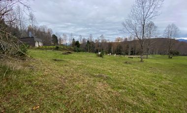 Parcela en venta con vista al lago y volcán Villarrica - Huillipilún, Villarrica