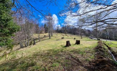 Parcela en venta con vista al lago y volcán Villarrica - Huillipilún, Villarrica