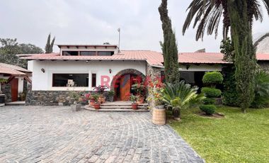 Exclusiva Residencia Campestre En El Corazón De Cieneguilla: Un Refugio De Lujo Y Naturaleza