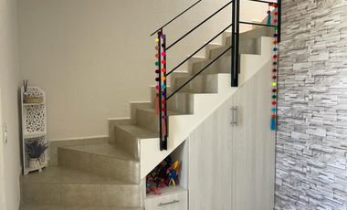 VENTA CASA LOS ENCINOS EN EL MARQUÉS