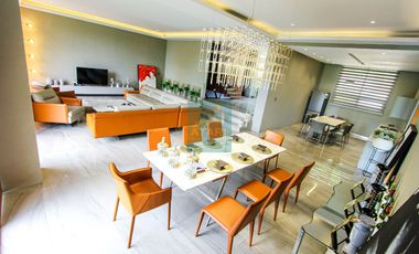 Luxurious 14-Bedroom Mansion for Sale in Maria Luisa Estate Park - A Grand Estate Awaits You!