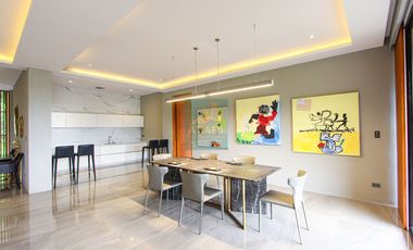 Luxurious 14-Bedroom Mansion for Sale in Maria Luisa Estate Park - A Grand Estate Awaits You!