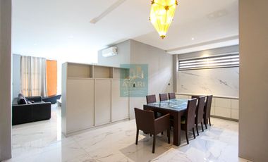 Luxurious 14-Bedroom Mansion for Sale in Maria Luisa Estate Park - A Grand Estate Awaits You!