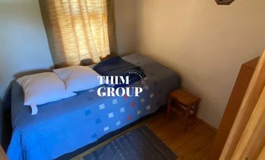 SE VENDE CASA DE 2 PISOS CON PISCINA Y QUINCHO EN CONDOMINIO OLMUE