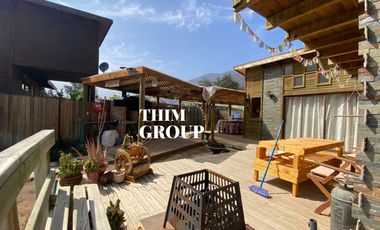 SE VENDE CASA DE 2 PISOS CON PISCINA Y QUINCHO EN CONDOMINIO OLMUE