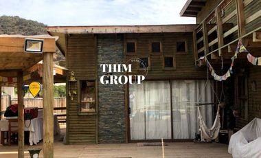 SE VENDE CASA DE 2 PISOS CON PISCINA Y QUINCHO EN CONDOMINIO OLMUE