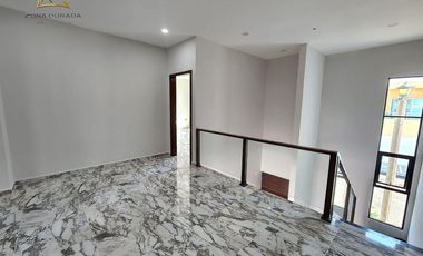 RESIDENCIA EN LOMAS DEL SOL ACABADOS LUXURY