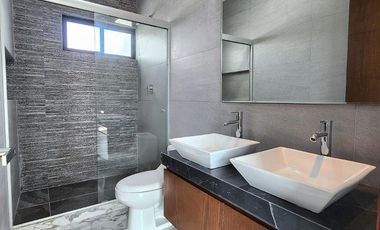 RESIDENCIA EN LOMAS DEL SOL ACABADOS LUXURY