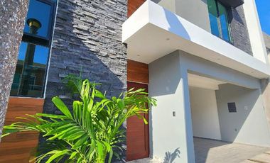 RESIDENCIA EN LOMAS DEL SOL ACABADOS LUXURY