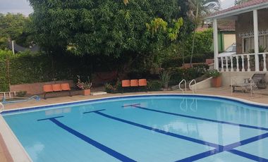 VENTA DE CASA CON PISCINA CARMEN DE APICALA